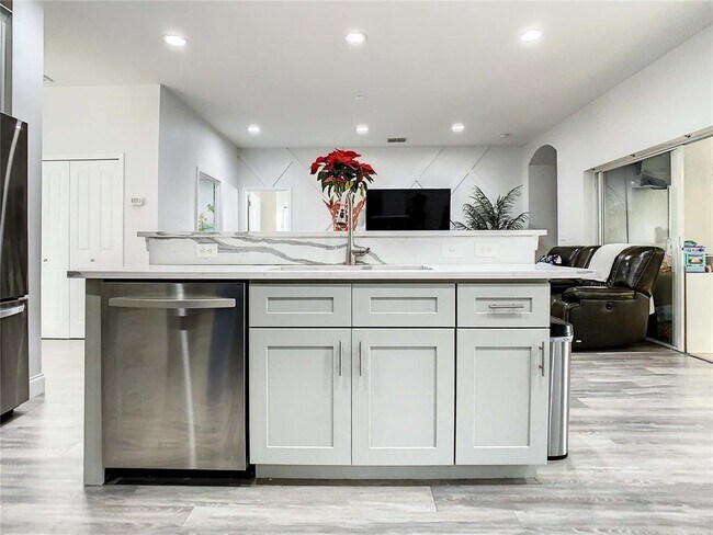 2841 Banyan Hill Ln in Land O Lakes, FL - Building Photo - Building Photo