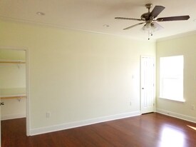 8428 Colonel Dr in Chalmette, LA - Building Photo