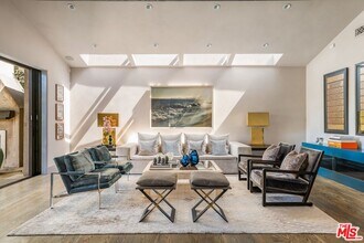 1424 Oriole Dr in Los Angeles, CA - Building Photo - Building Photo