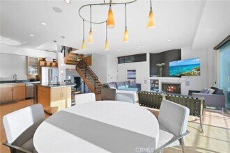 326 Loma Terrace in Laguna Beach, CA - Building Photo - Building Photo
