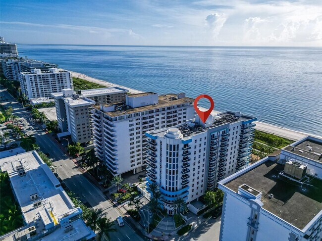 9201 Collins Ave in Surfside, FL - Building Photo - Building Photo
