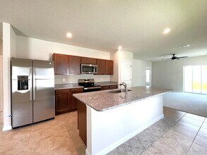 5447 Maddie Dr in Haines City, FL - Building Photo - Building Photo