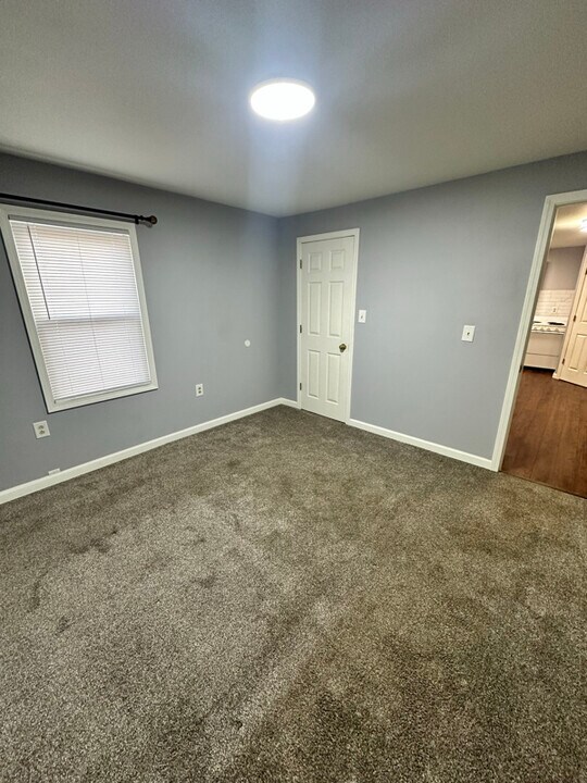 3308 W Rock Falls Rd in Rock Falls, IL - Building Photo