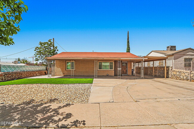 property at 513 Cardon St