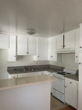 Kabir Apts (Montrose) in Montrose, CA - Building Photo - Building Photo