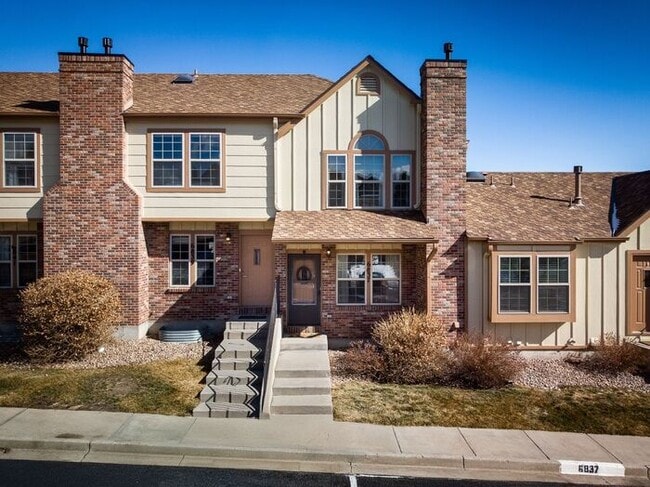property at 6837 Goldcrest Ct