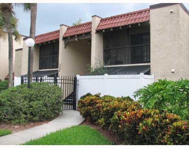 property at 105 S Obrien St