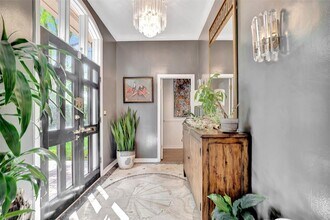 3301 W Morrison Ave in Tampa, FL - Foto de edificio - Building Photo