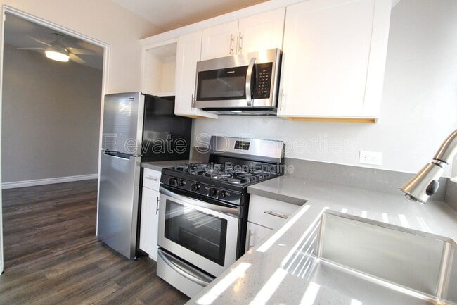 4687 Hamilton St in San Diego, CA - Building Photo - Building Photo