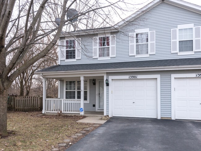 13901 S Oakdale Ct in Plainfield, IL - Building Photo - Building Photo