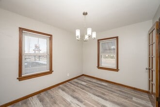 10446 St Charles Rock Rd in St. Ann, MO - Building Photo - Building Photo