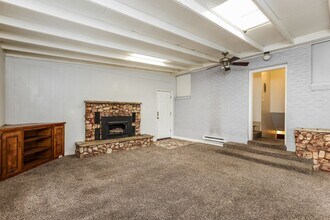 2583 S 700 E-Unit -2585 S 700 E #3 in Salt Lake City, UT - Building Photo - Building Photo