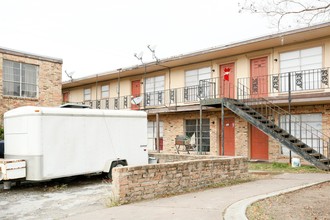 Winfree Apartments in Houston, TX - Foto de edificio - Building Photo