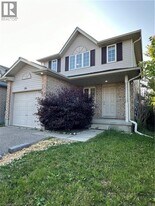 76 Templewood Dr in Kitchener, ON - Building Photo