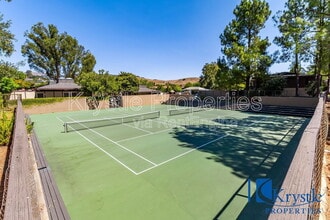 27 Forest Ln in San Rafael, CA - Building Photo - Building Photo