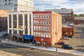 Hartford Lofts in Hartford, CT - Foto de edificio - Primary Photo
