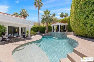 270 W Lilliana Dr in Palm Springs, CA - Building Photo - Building Photo