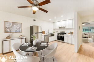 16572 Sabot Ln in Huntington Beach, CA - Building Photo