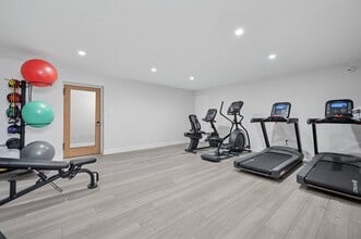 Longwood Manor in Philadelphia, PA - Building Photo - Building Photo