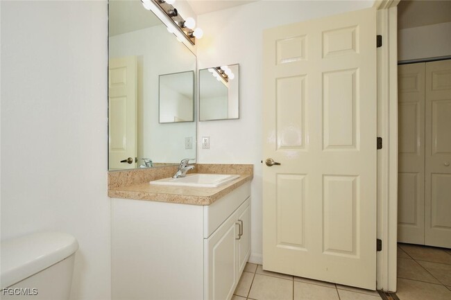property at 3825 Hollycrest St