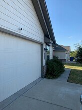 108 Dove Landing Ct in Navasota, TX - Building Photo - Building Photo