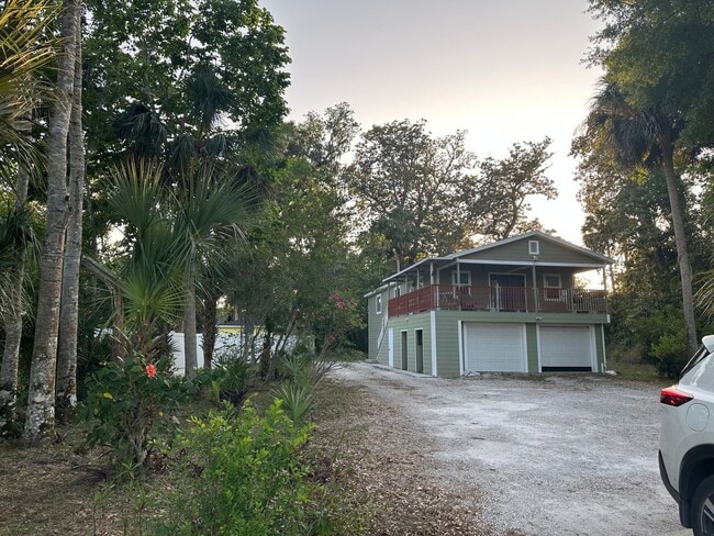 290 S Old Kings Rd in Ormond Beach, FL - Foto de edificio - Building Photo