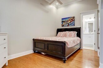 610 Rutland St in Houston, TX - Building Photo - Building Photo