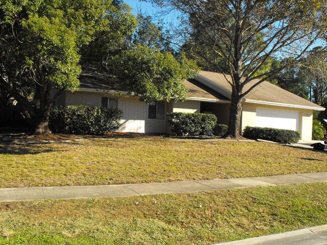 property at 454 Eagle Cir