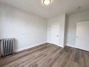 158 Bergen Ave, Unit 35 in Jersey City, NJ - Building Photo - Building Photo