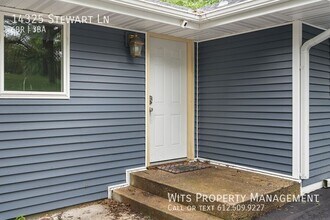 14325 Stewart Ln in Minnetonka, MN - Building Photo - Building Photo