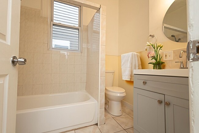 187 Clerk St in Jersey City, NJ - Building Photo - Building Photo