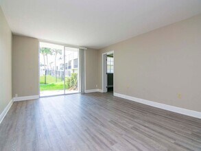 108 Clocktower Dr in Brandon, FL - Building Photo - Building Photo