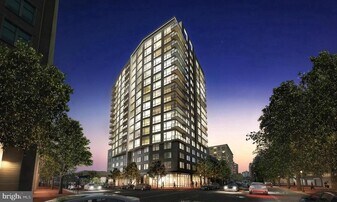 4960 Fairmont Ave in Bethesda, MD - Building Photo