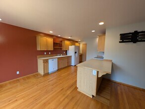 119 NE Tucannon Crt in Bremerton, WA - Building Photo - Building Photo