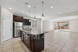 7110 Overview Rd NE in Rio Rancho, NM - Building Photo - Building Photo