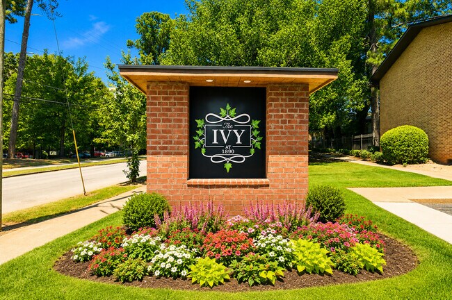 The Ivy at 1890