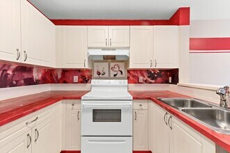 4791 Via Palm Lakes, Unit 1706 in West Palm Beach, FL - Building Photo - Building Photo