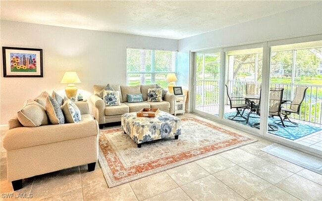 6371 Pelican Bay Blvd