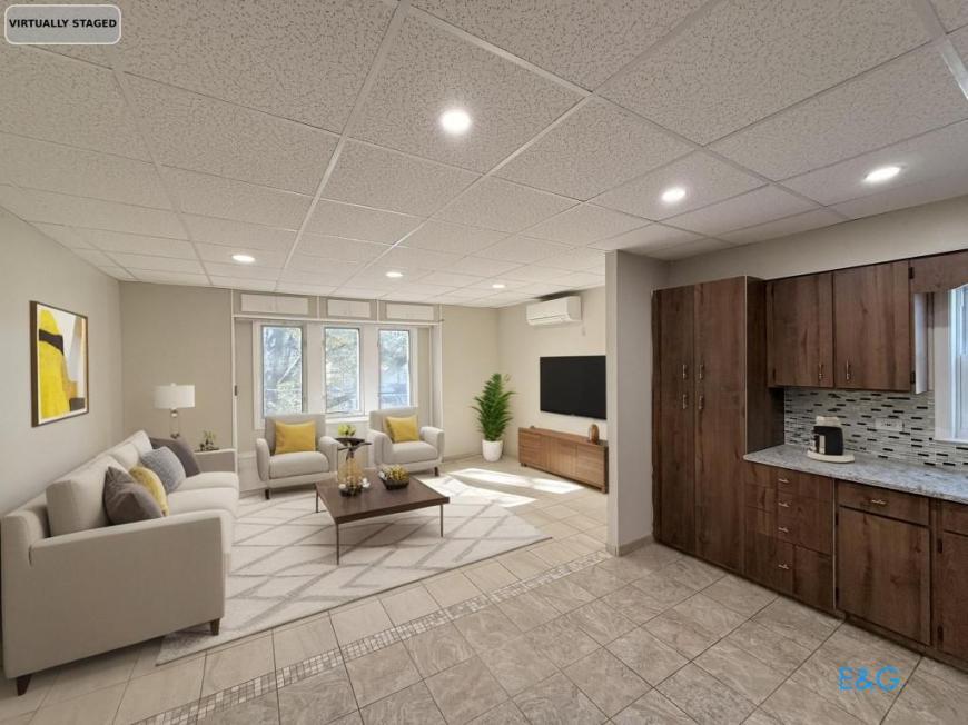 77-17 64th Ln in Queens, NY - Building Photo