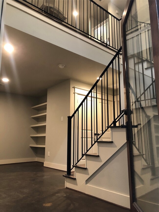 property at 5514 Larkin St