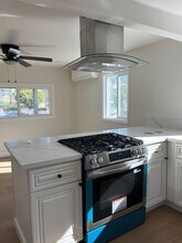 264 S Park St in Orange, CA - Building Photo - Building Photo