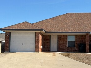 3802 Pecos Dr in Killeen, TX - Building Photo - Building Photo