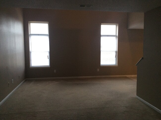 644 Springtree Lane in Avon, IN - Building Photo - Building Photo