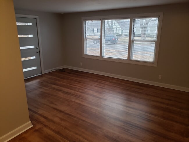 509 E 27th Ave in North Kansas City, MO - Building Photo - Building Photo