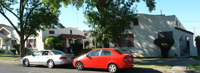 46 W 18th St in Merced, CA - Building Photo - Building Photo