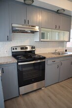 37 Mead St in Manchester, NH - Building Photo - Building Photo