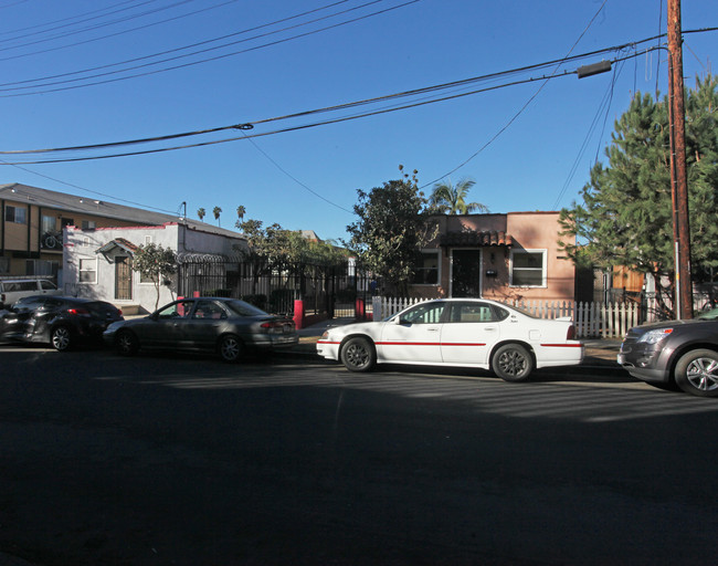 1255-1275 N Berendo St in Los Angeles, CA - Foto de edificio - Building Photo