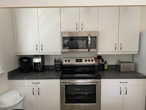 205 62nd St in Virginia Beach, VA - Building Photo - Building Photo