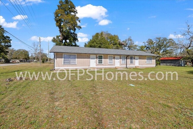 property at 307 E Walnut Ave