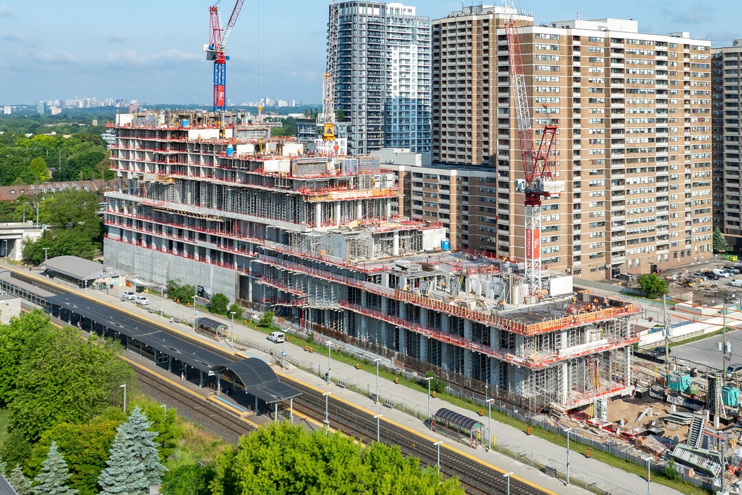 Rushden Station in Toronto, ON - Building Photo